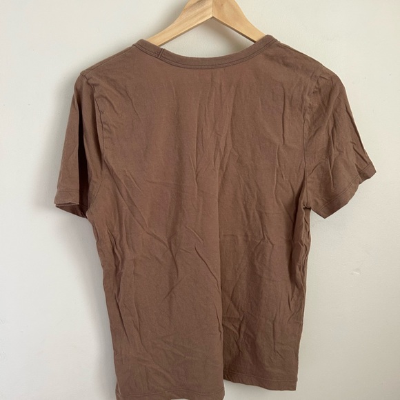 Universal Thread V-neck - Picture 2 of 4